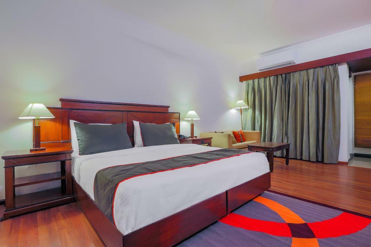 Collection O 40310 Devasthali Hotel Маджорда Екстериор снимка