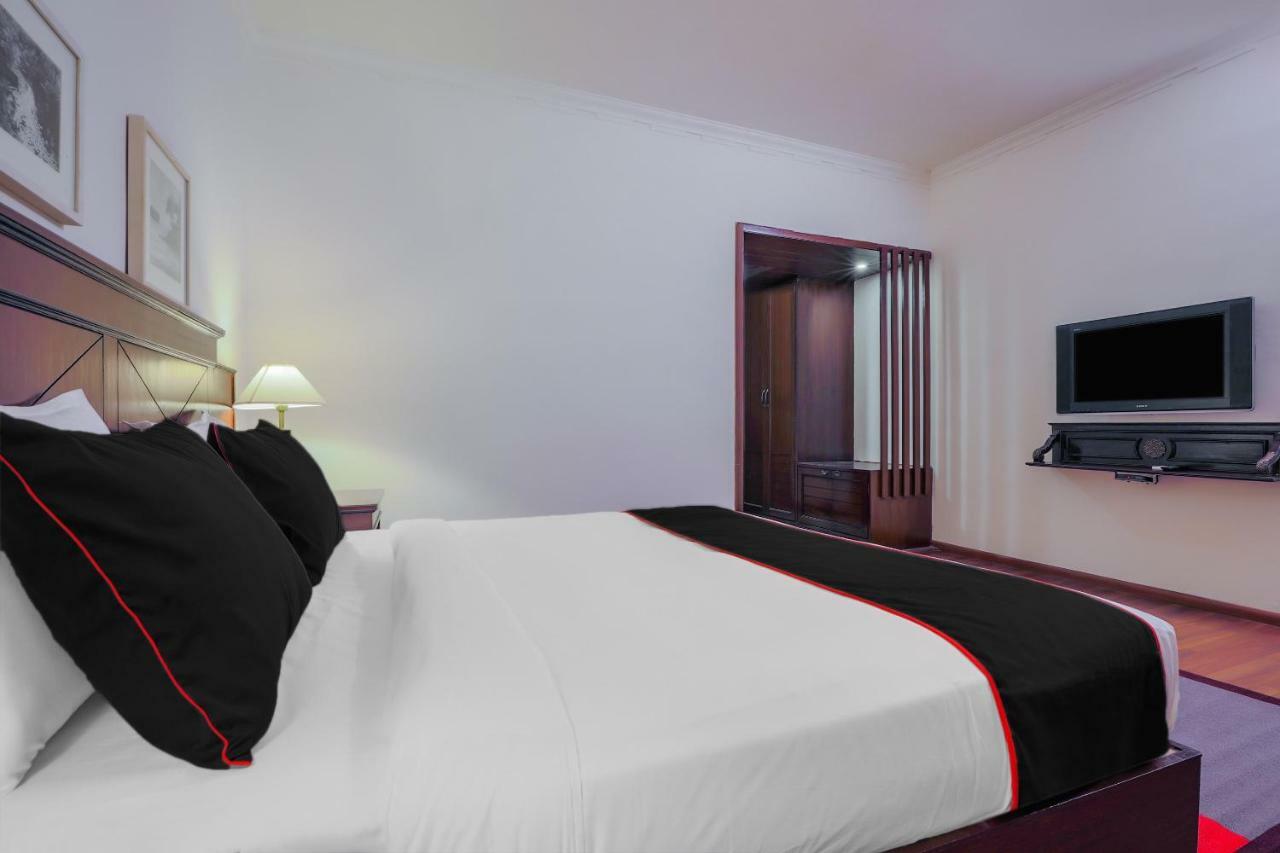 Collection O 40310 Devasthali Hotel Маджорда Екстериор снимка